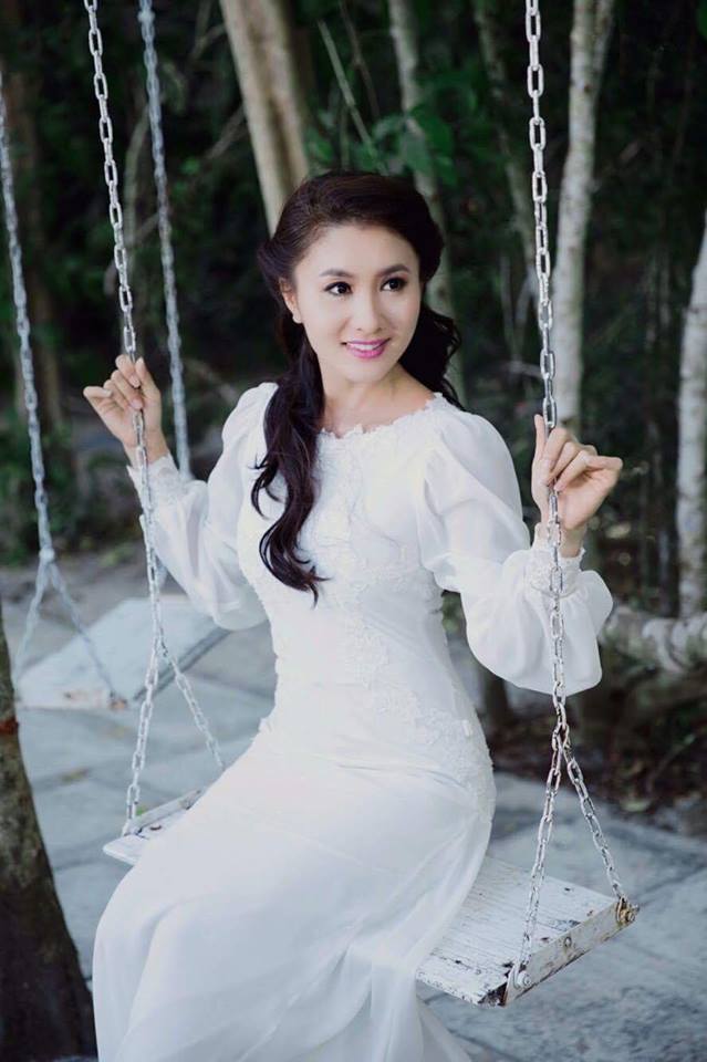 Diễn viên Nguyệt Ánh khoe ảnh con trai bên người chồng Ấn Độ - 4