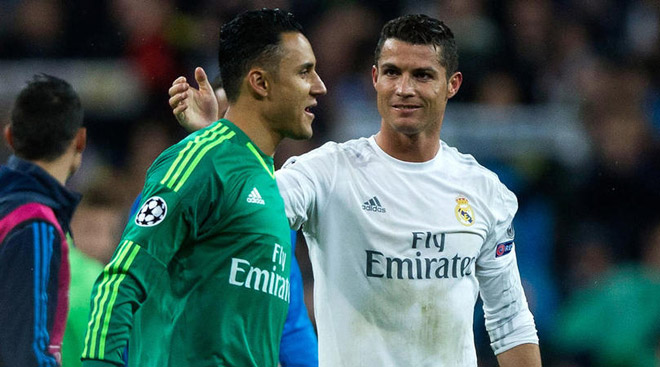 Real Madrid 3 trận 0 bàn thắng: Nội bộ hỗn loạn vì Ronaldo - 2
