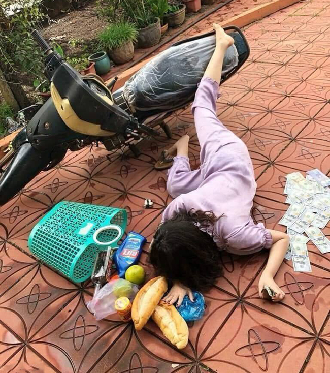 Chưa kịp ăn sáng mà đã ngã &#34;sấp mặt&#34; thế này.