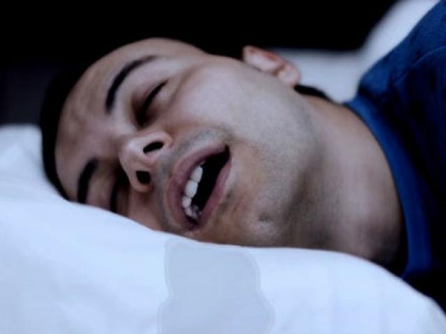 Sức khỏe đời sống - Nếu chảy nước dãi khi ngủ, bạn đang gặp những vấn đề sức khỏe này