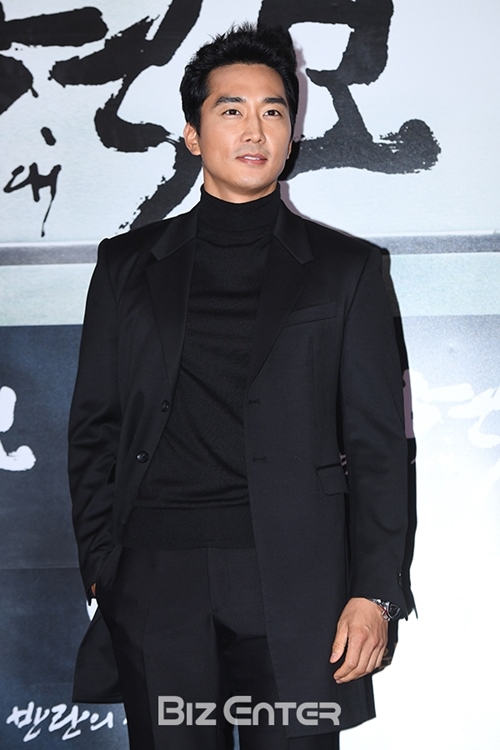 Tài tử Trái tim mùa thu sau 20 năm vẫn trẻ trung như thanh niên - 4