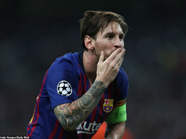 Messi che mờ Kane kéo sập Wembley, tưng bừng mốc 300 bàn thắng