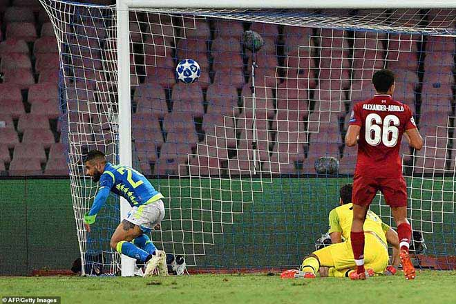 Liverpool thua sốc: Chói sáng Insigne & màn tra tấn kinh hoàng ở Italia - 9