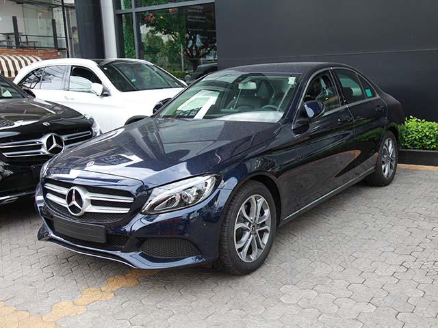 Ô tô - Giá xe Mercedes C-Class cập nhật tháng 10/2018: Sở hữu C-Class chỉ cần trả trước 600 triệu