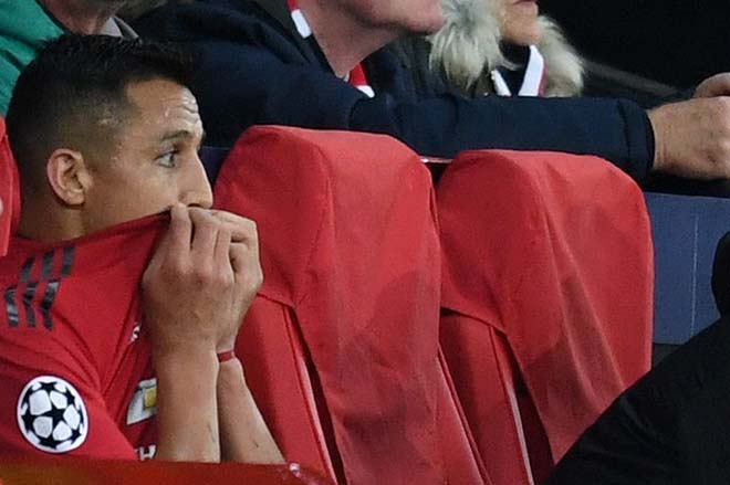 Sanchez “chiến” Mourinho: Không cần ra sân quyết bám MU nhận lương khủng - 2