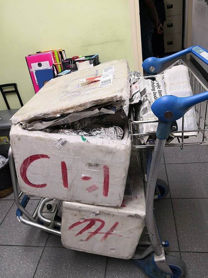 Bị phạt 7.000 đô vì mang trái phép 500 quả trứng vịt lộn vào Singapore - 4