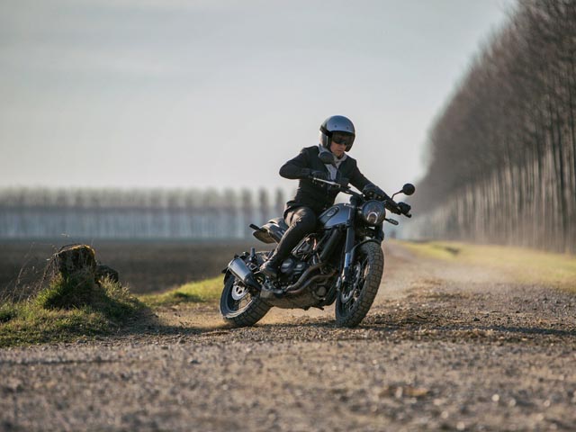 Thế giới xe - Top 10 mô tô scrambler đáng mua nhất 2018 (P1)