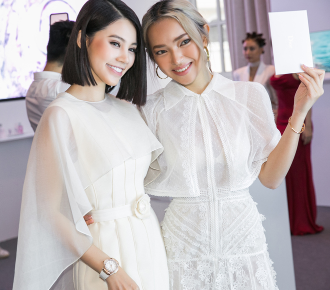 Tiểu thư nhà giàu Jolie Nguyễn đọ sắc vóc bên hội chị em &#34;sang, xịn, mịn&#34; - 6