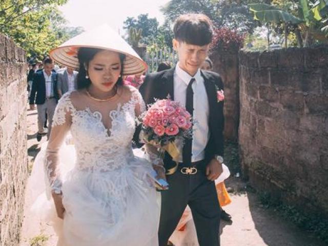 Chú rể trẻ Lạng Sơn ”khóc ròng” dắt tay cô dâu trong ngày cưới