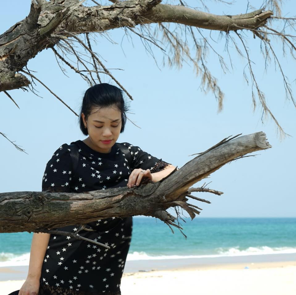 Vợ Xuân Bắc khoe ảnh mang thai con thứ 3 - 2