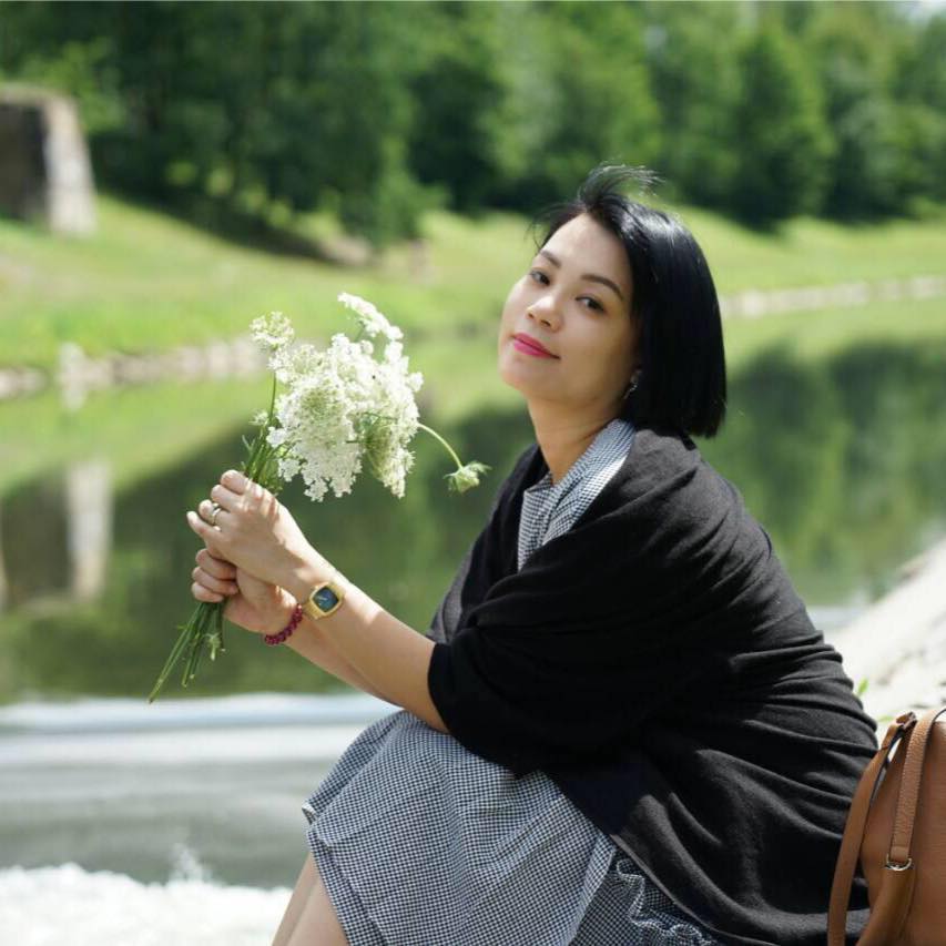 Vợ Xuân Bắc khoe ảnh mang thai con thứ 3 - 11