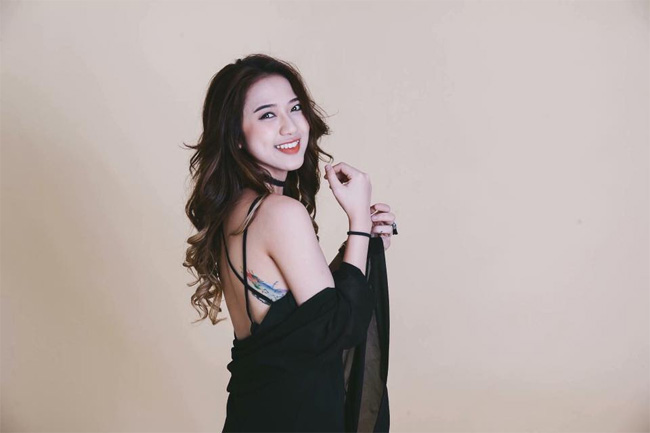 Tuy nhiên, phải tới Sống chung với mẹ chồng, Trang Cherry mới trở thành hiện tượng được nhiều người biết đến nhờ sức lan tỏa chóng mặt của bộ phim.&nbsp;