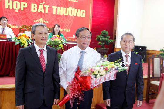 Xôn xao tin đồn nguyên Chủ tịch UBND tỉnh Thừa Thiên – Huế bị cấm xuất cảnh - 1