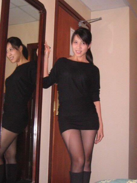 Vợ Phạm Anh Khoa thuở thanh xuân xinh đẹp không kém bạn thân Hà Tăng - 2