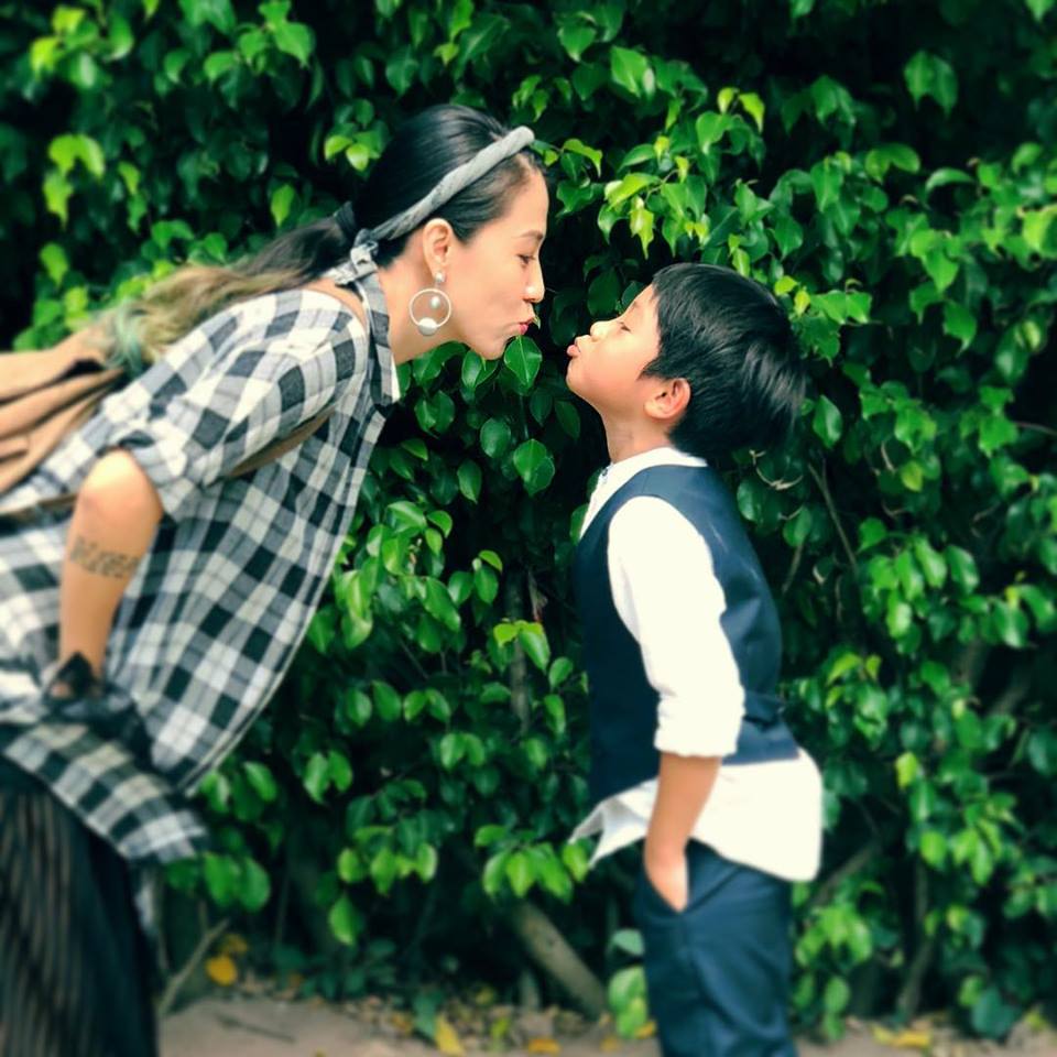 Vợ Phạm Anh Khoa thuở thanh xuân xinh đẹp không kém bạn thân Hà Tăng - 6