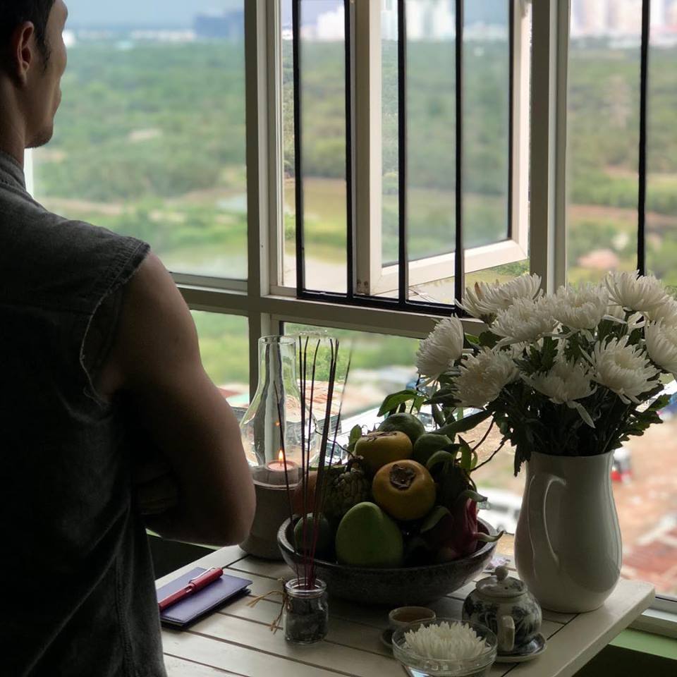 Vợ Phạm Anh Khoa thuở thanh xuân xinh đẹp không kém bạn thân Hà Tăng - 4