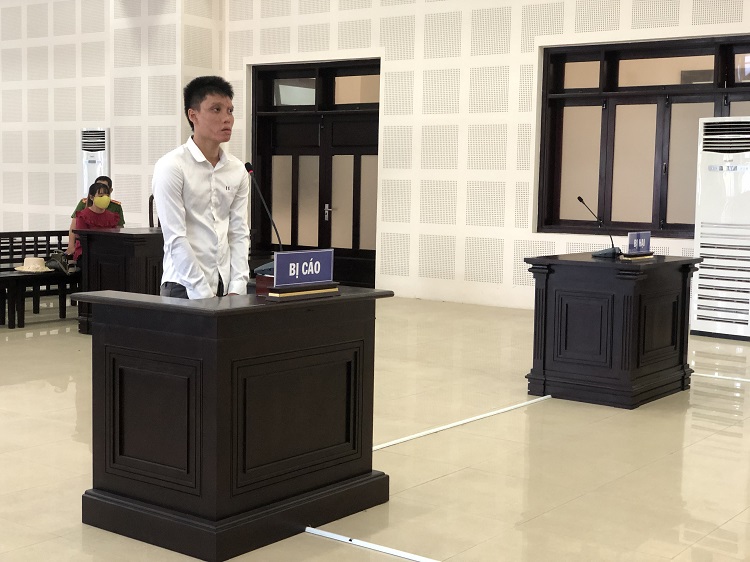 Hận tình mang axit tạt người yêu rồi tự sát - 1