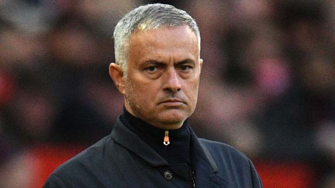 Mourinho gặp họa vì vạ miệng: MU dễ &#34;rắn không đầu&#34; đấu Chelsea - 1