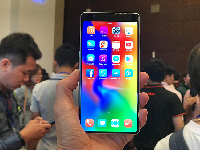 Sản phẩm chạy hệ điều hành Android tùy biến.