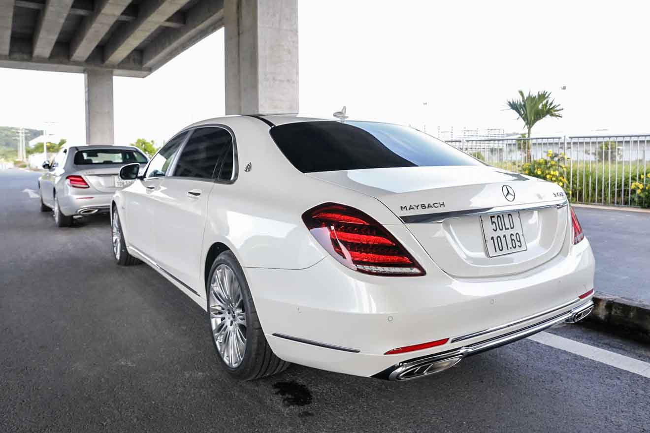 Giá xe Mercedes S-CLass cập nhật tháng 10/2018: Siêu sang Maybach S560 giá hơn 11 tỷ đồng - 3