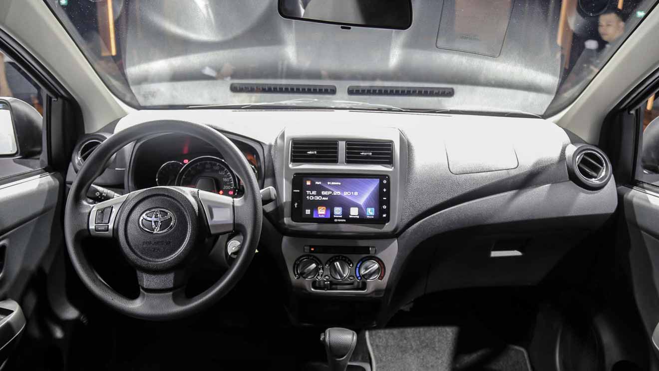 Tháng đầu tiên bán ra, Toyota Wigo đã soán ngôi Hyudai Grand i10 - 6