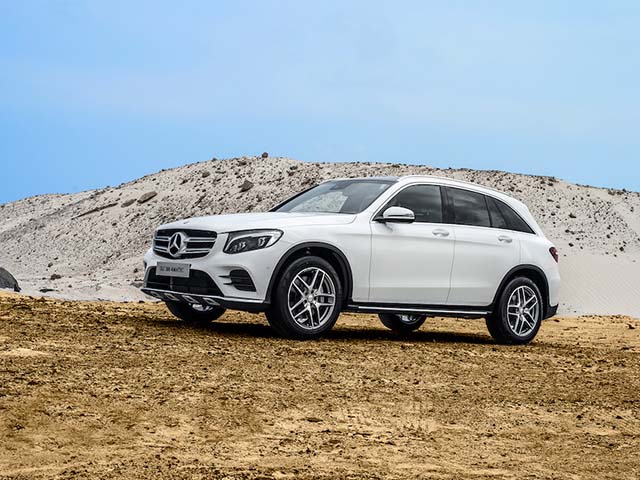 Giá xe Mercedes GLC cập nhật tháng 10/2018: Phiên bản một cầu GLC200 giá từ 1,684 tỷ đồng