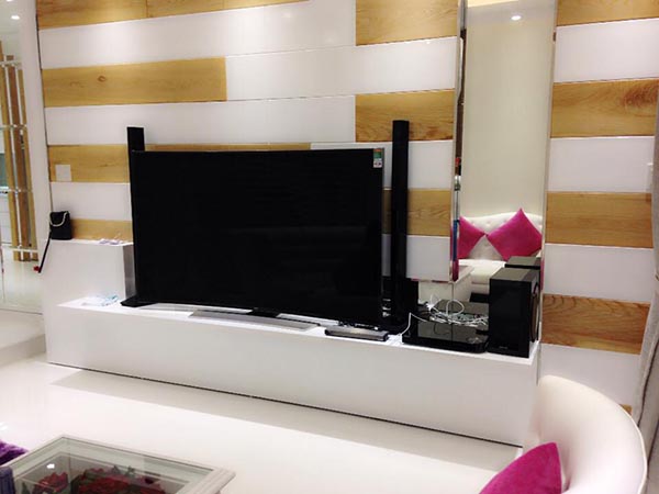 Mẹ đơn thân nóng bỏng sắp cưới Tiêu Quang Vboys sở hữu tài sản 'khủng' - 5