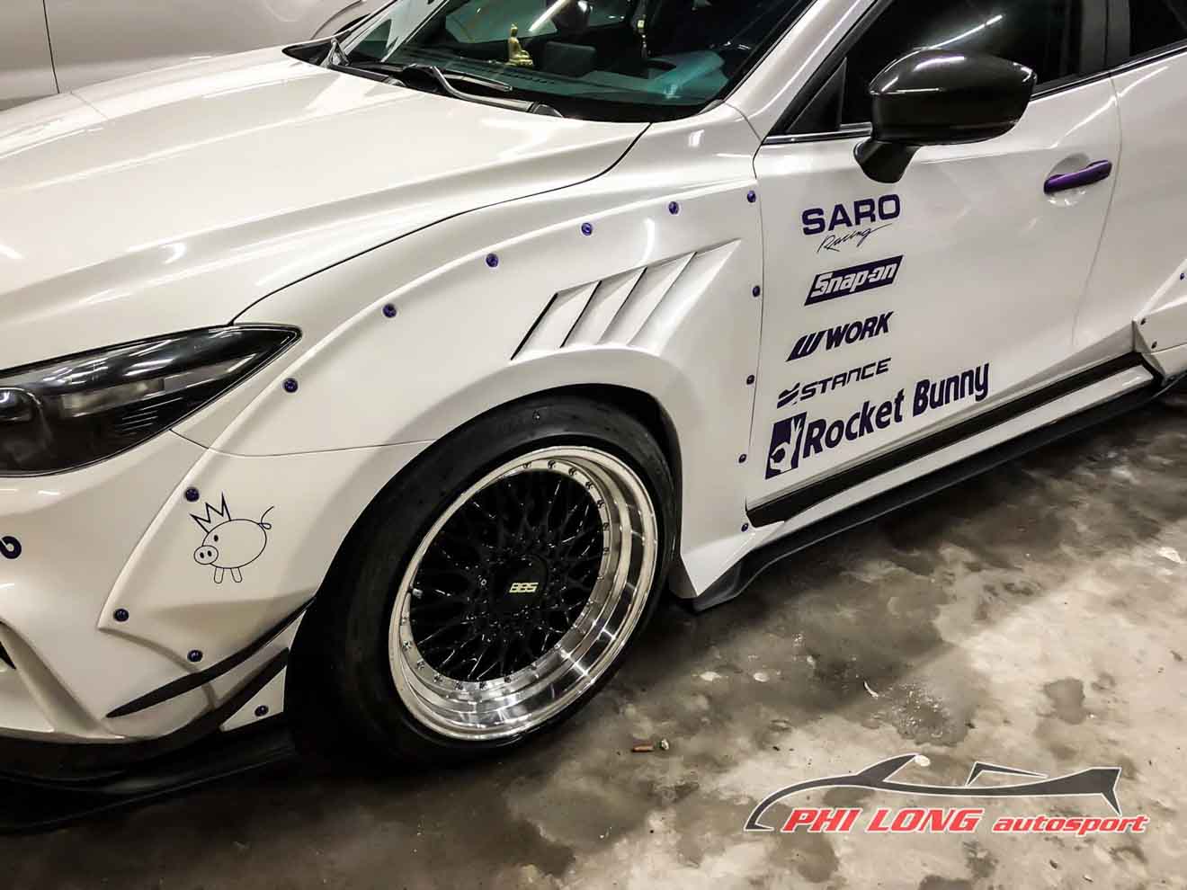 Mazda 3 độ &#34;thân rộng&#34; Rocket Bunny lạ mắt tại Sài Gòn - 6