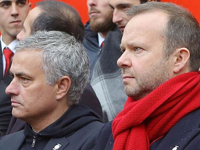 Bóng đá - MU phí hoài gần 1 tỷ bảng: Truyền thống 140 năm đến lúc hủy bỏ