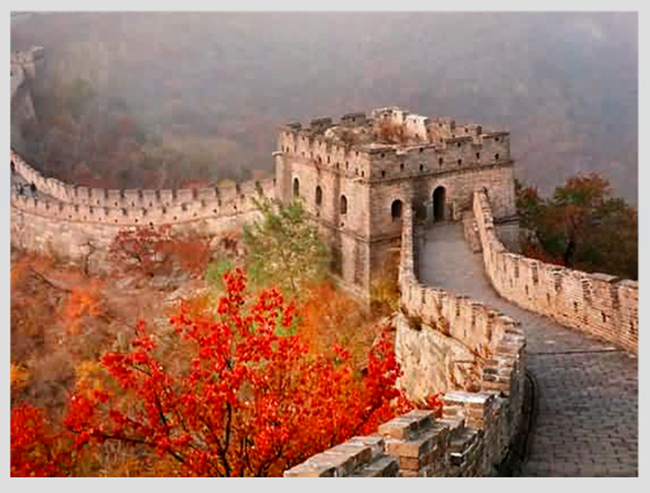 Khu vực Badaling của Vạn Lý Trường Thành ở Bắc Kinh vào cuối mùa thu.