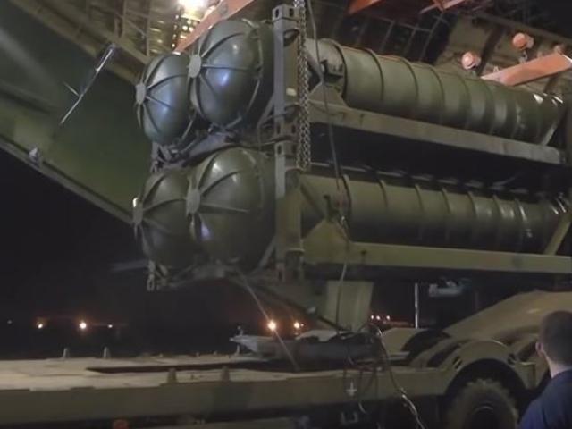 Thế giới - Nghị sĩ vô tình để lộ thông tin rúng động về phòng không Nga