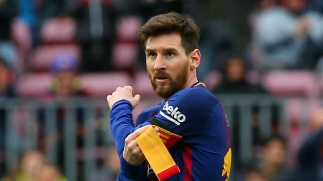 14 năm Messi ra mắt Barca: Thiên tài lộ diện, thế giới ngả nghiêng - 2