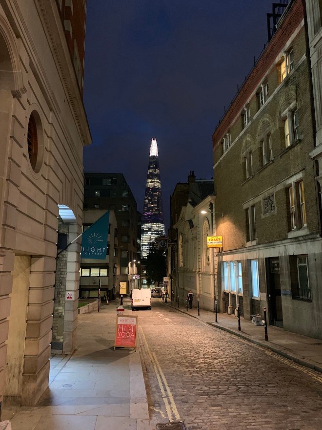 Mate 20 Pro so kè iPhone XS Max và Note 9 - Ai là ông hoàng chụp ảnh? - 9