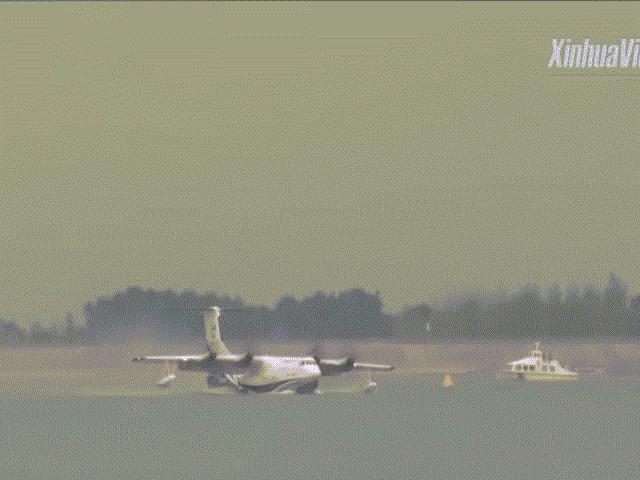 Media - Xem thử nghiệm thủy phi cơ lớn nhất thế giới ở Trung Quốc