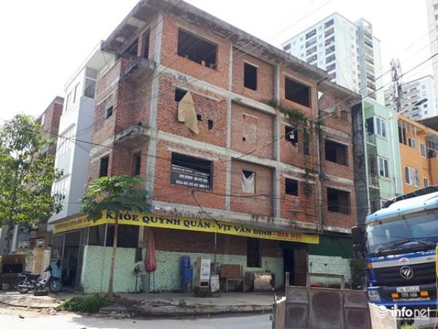 Tài chính - Bất động sản - Những biệt thự ổ chuột, "cởi trần" giá hàng chục tỷ giữa Thủ đô