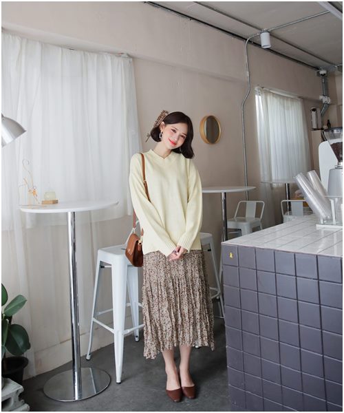 Áo len dáng rộng: Món đồ mặc đẹp vạn năng của nàng công sở - 4