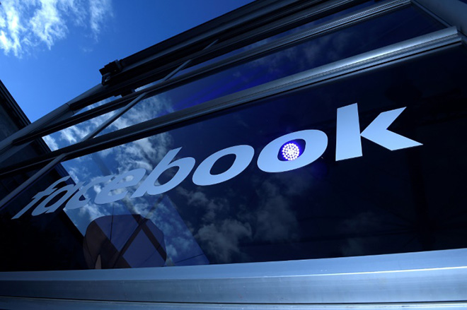 Giới đầu tư Facebook muốn Mark Zuckerberg thôi chức chủ tịch công ty - 1