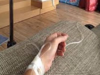 Cứ ốm, sốt, mệt mỏi là truyền dịch - Đừng để chết vì thiếu hiểu biết - 1
