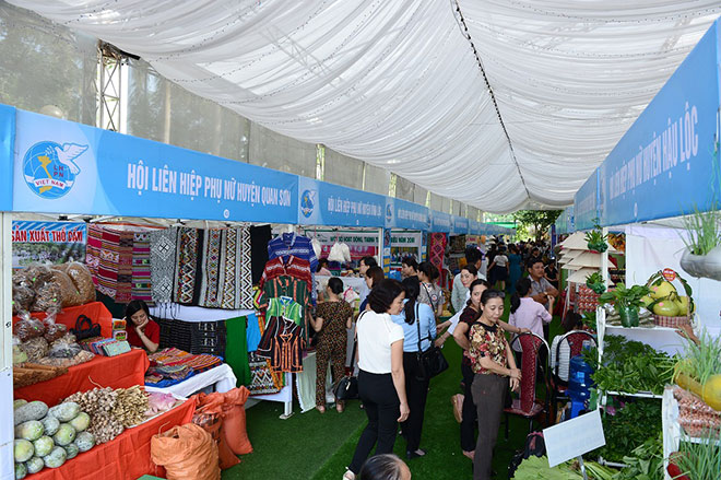Phiên chợ tại Thanh Hóa & Bến Tre mang đặc sản địa phương đến tay người tiêu dùng - 3