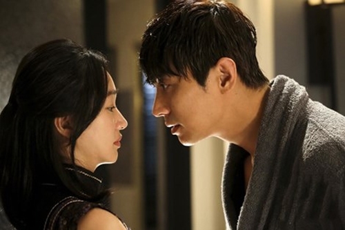 Từng ngoại tình nhưng chồng lại lồng lộn nhục mạ vợ khi phát hiện tôi nhắn tin với đàn ông - 2