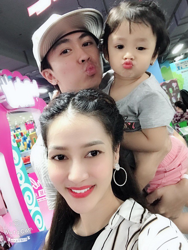 Ca sĩ Hồ Việt Trung bất ngờ công khai danh tính mẹ ruột của con gái - 1