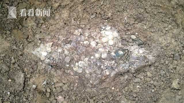 Nghèo rớt mồng tơi bỗng đổi đời thành triệu phú nhờ tìm ra thứ nay chẳng ai dùng - 1