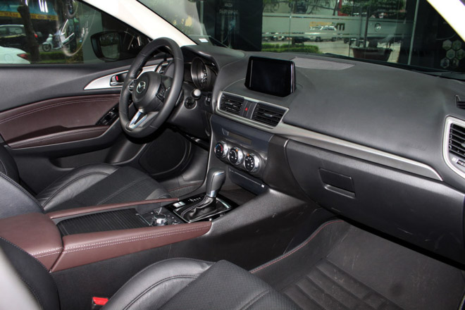 Bảng giá xe Mazda 3 2018 cập nhật mới nhất tháng 10, giá lăn bánh Mazda 3 2018 chỉ từ 732 triệu đồng - 4