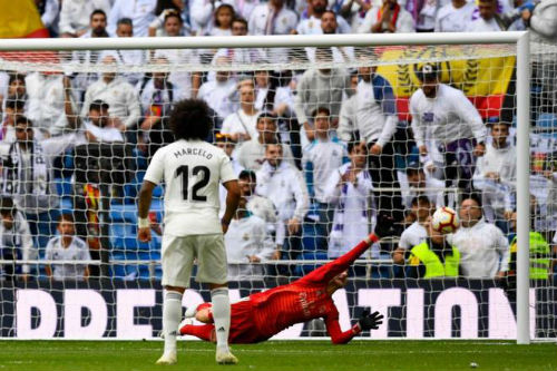Chi tiết Real Madrid – Levante: Truyền nhân Ronaldo &#34;mất&#34; bàn thắng (KT) - 4