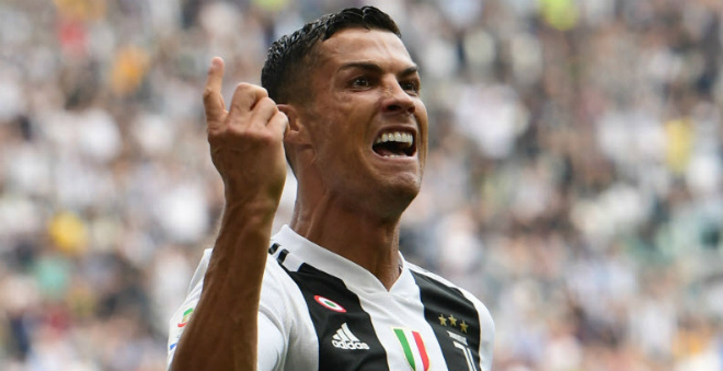 Juventus hòa đau: Ronaldo vẫn có siêu kỷ lục, &#34;kỳ quan&#34; 400 không tưởng - 1