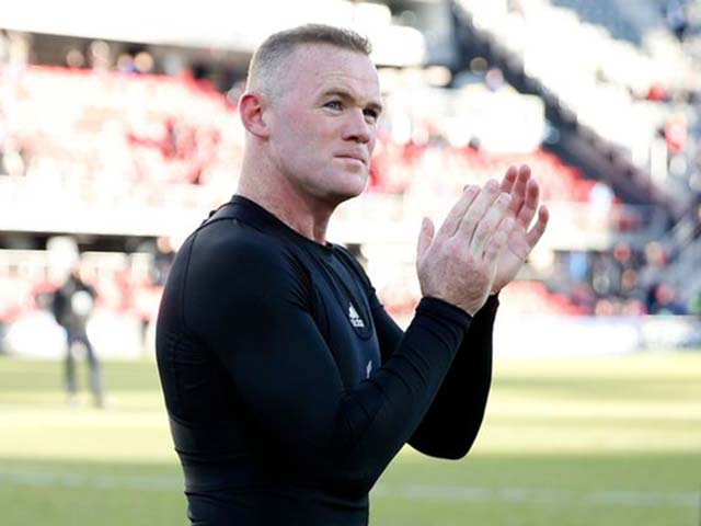 Rooney bùng nổ sôi sục nước Mỹ, Ibra ”ngổ ngáo” dễ ngồi chơi xơi nước