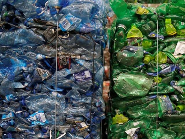 Thế giới - Hành động của Trung Quốc khiến nước láng giềng "ngập trong rác"