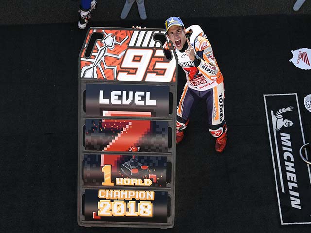 Đua xe MotoGP: ”Hoàng tử” chạm tới thiên đường thứ 5