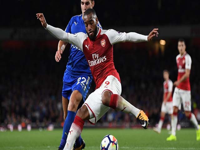 Arsenal - Leicester: Song sát Lacazette - Aubameyang & kỳ quan thứ 10