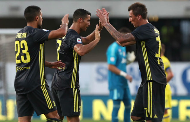 MU mừng thầm: Đối tác Ronaldo phải ở nhà, Juventus thủng tuyến giữa - 2